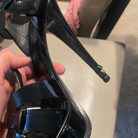 TRIBUTE PLATFORM SANDALS size 39 but it fits size 8- excellent condition - Picture 5 of 8